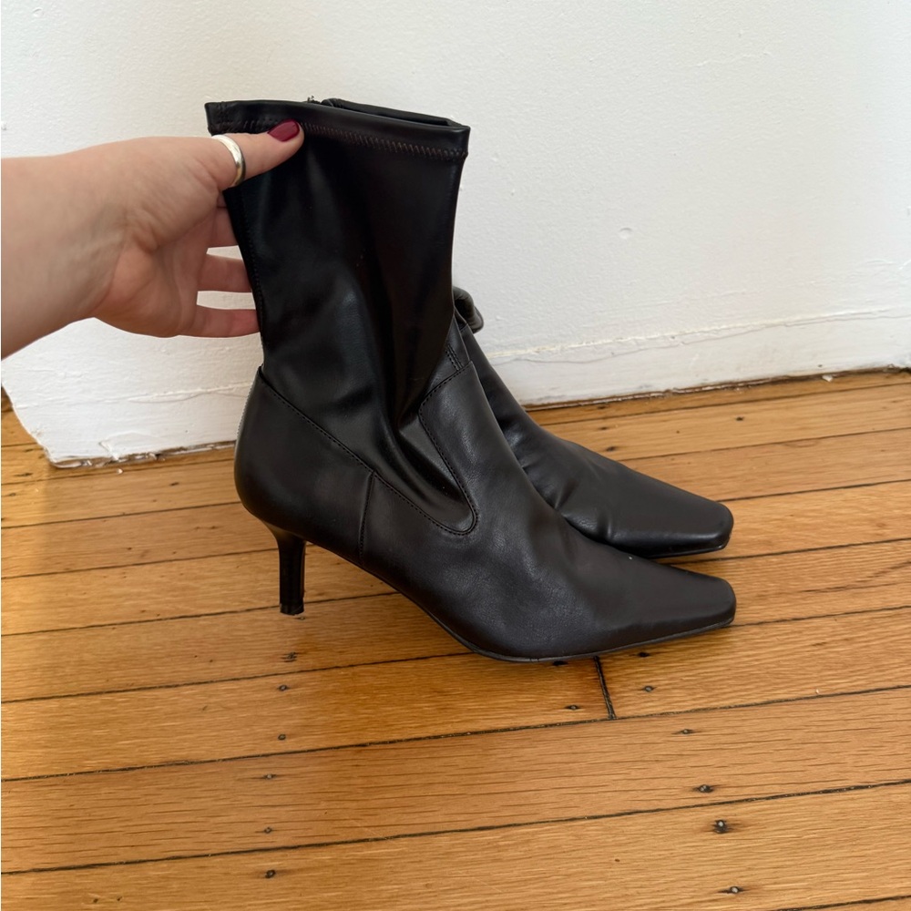 Woman’s heeled boots